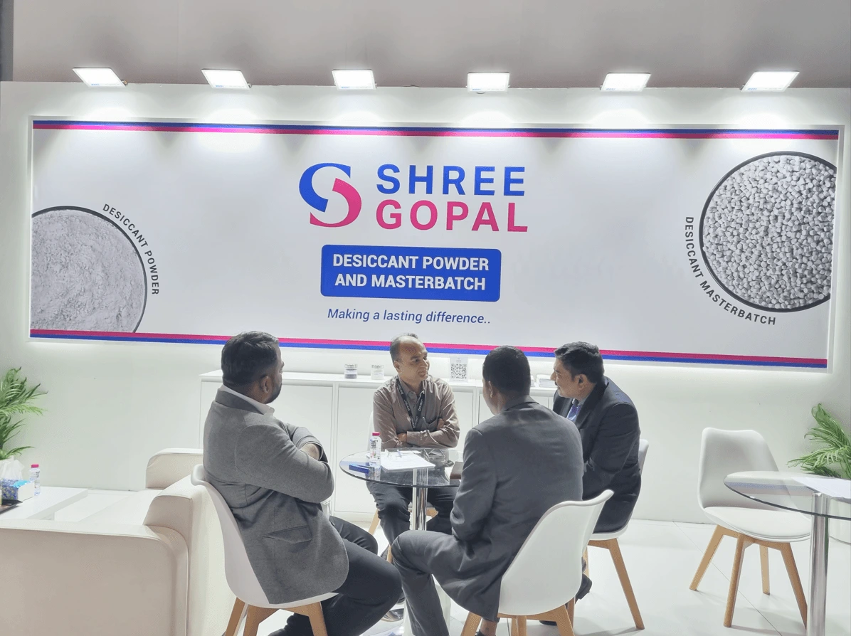 Shreegopal Polychem in a business meeting at the PRS ME&A 2024 desiccant booth in Dubai